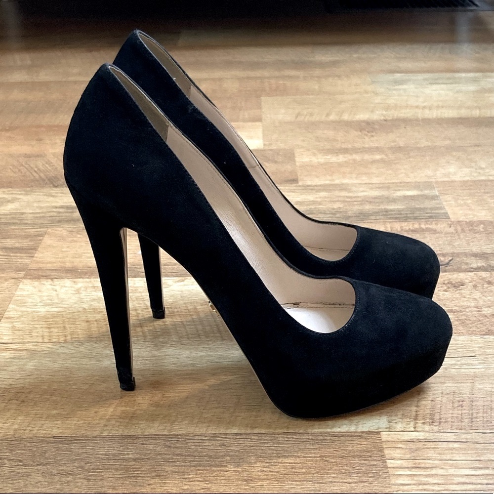 ✨PRADA✨ Black Suede Platform Pumps (EU 39.5 / US 9) 🚚 FREE SHIPPING! 🚚